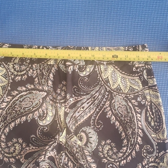 Banana republic Hampton Fit Shorts - Picture 9 of 10